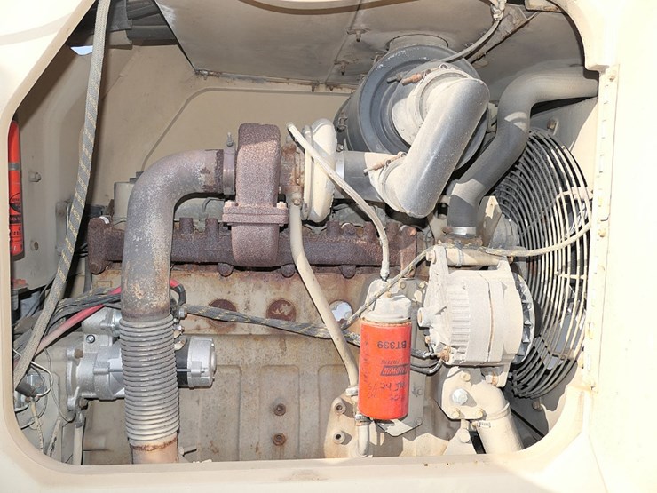 1990-sky-trak-6000m-image-12