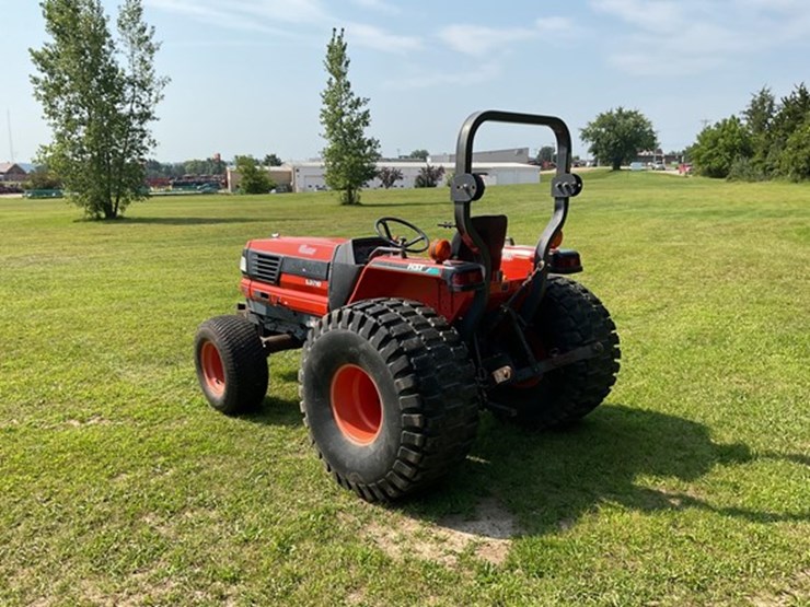 1998-kubota-l3710dt-image-7