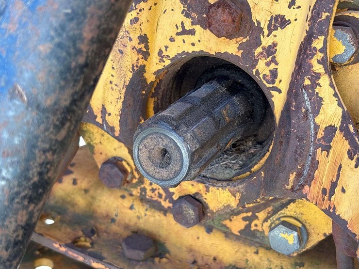 ford-tractor-image-8