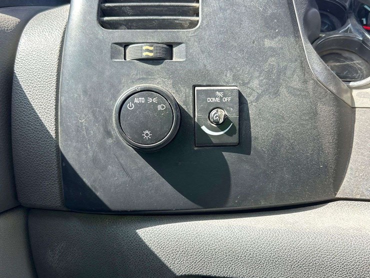 2014-chevrolet-silverado-3500-image-20