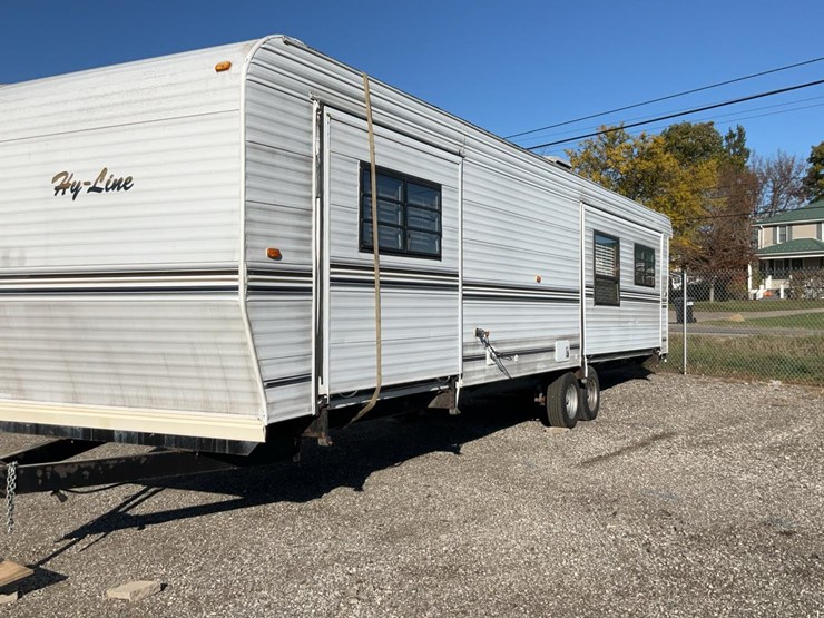 #2251-•-1997-hy-line-travel-trailer-image-3