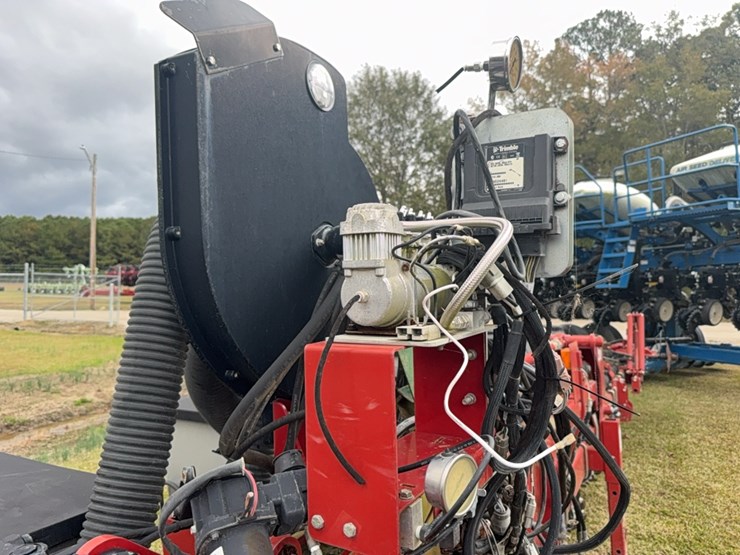 case-ih-1230-image-71