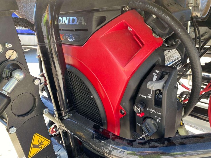 2025-ligchine-spiderscreed-concrete-screed-image-6