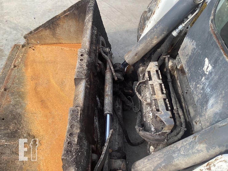 2021-bobcat-s76-image-10