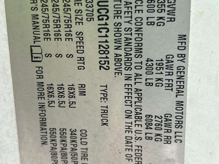 2012-gmc-3500-image-5