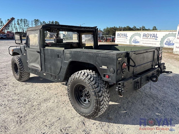 1992-am-general-m998-image-4