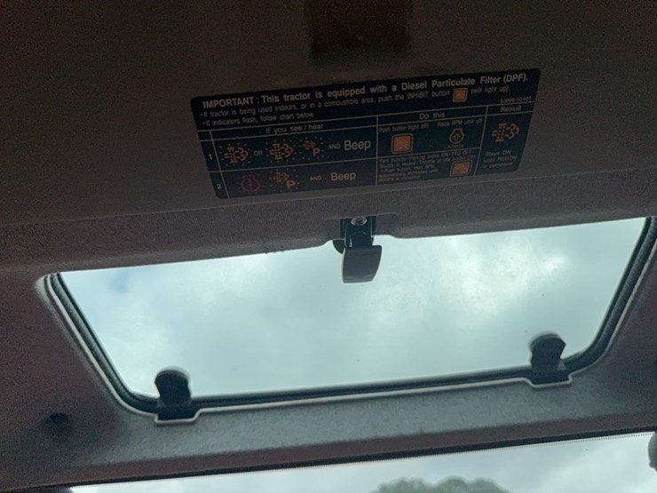 kubota-m7-172-premium-image-83