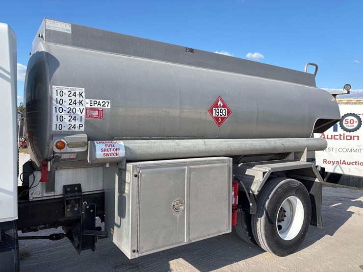 2006-international-durastar-4300-image-9