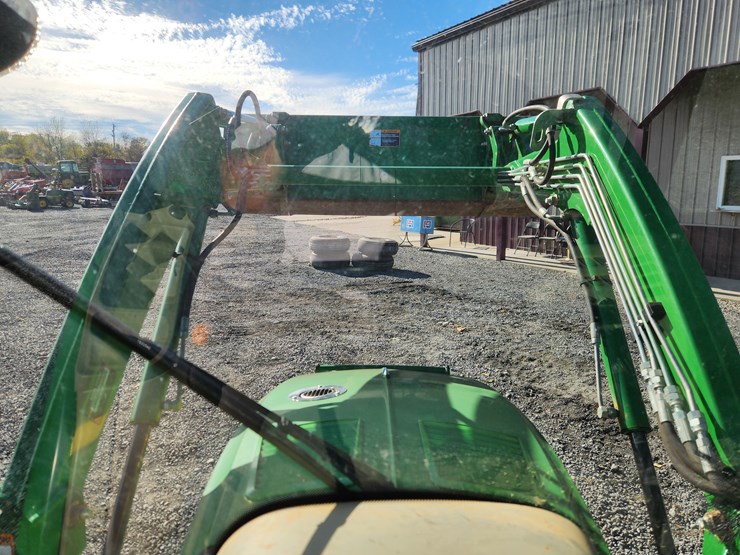 john-deere-3039r-image-14