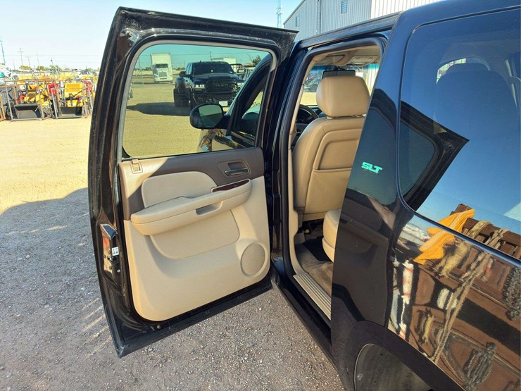 2011-gmc-yukon-xl-image-5