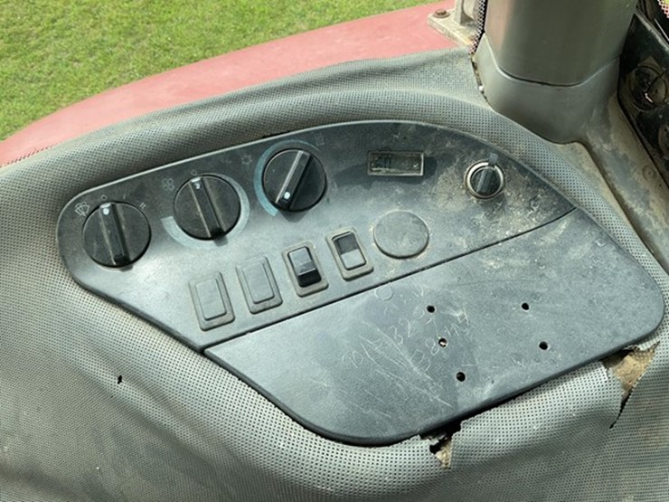 2001-case-ih-mx180-image-16