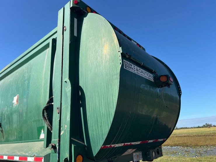 2014-mack-leu613-image-24