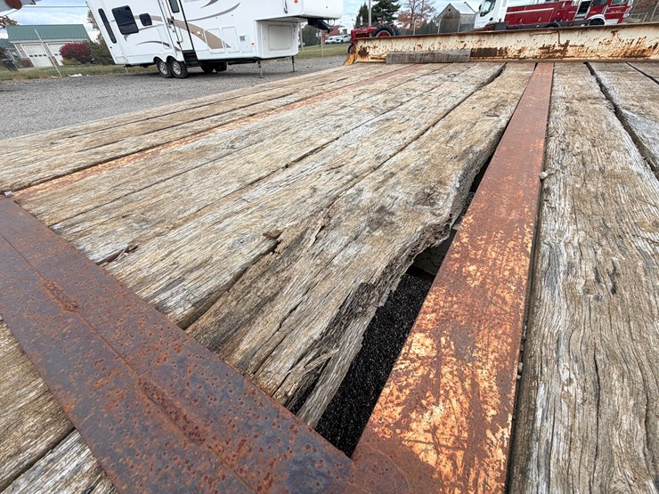 #2201-•-1989-international-equipment-trailer-image-22