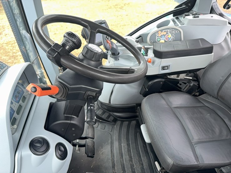 new-holland-t7.260-image-103