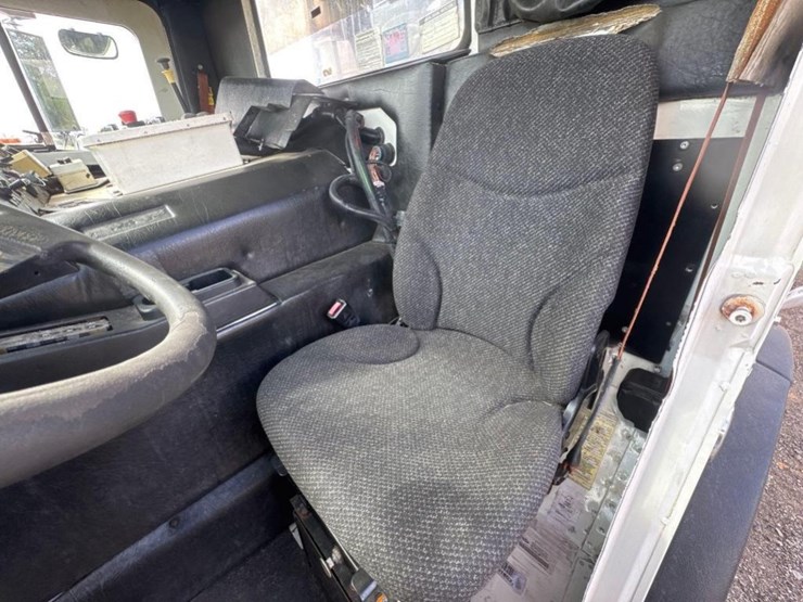 2015-mack-leu633-image-18