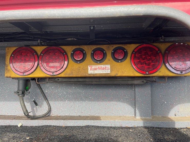 #3822-•-2019-peterbilt-heavy-rotator-truck-(has-mn-title-in-delay,-may-take-6-8-weeks)-image-103