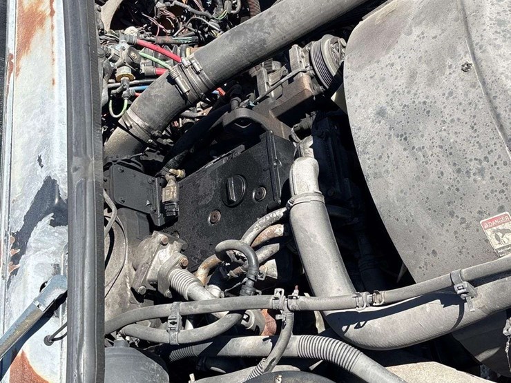 2008-freightliner-b2-image-22