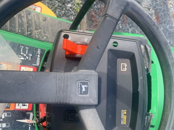 john-deere-gt242-image-6