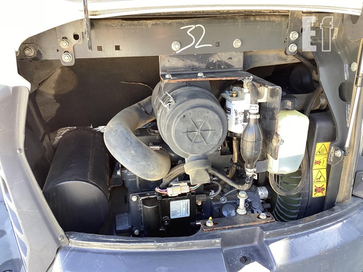 2021-bobcat-e32i-image-15