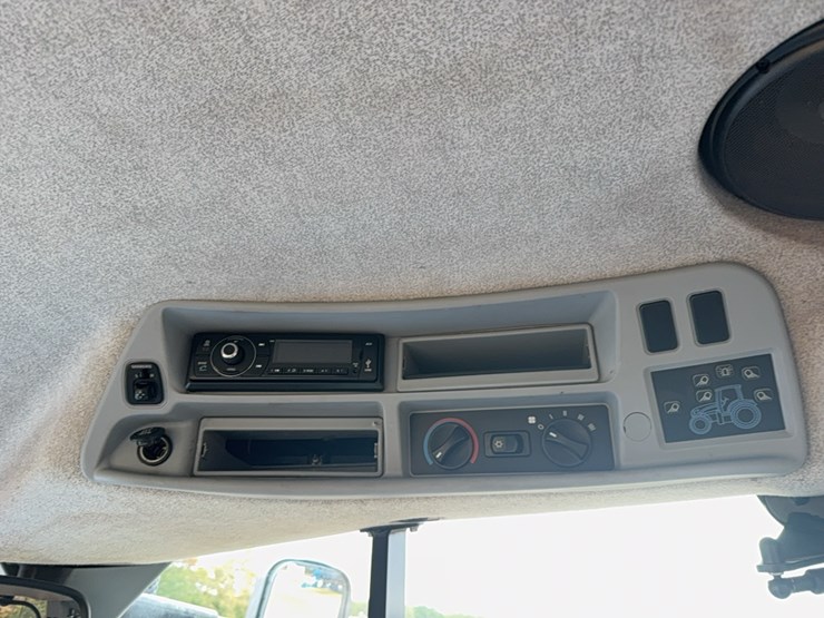 new-holland-t7.260-image-107