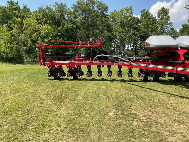 2022-case-ih-2150-image-36