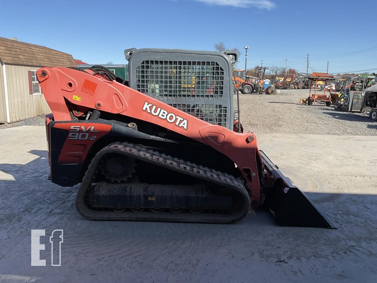 2015-kubota-svl90-2-image-5