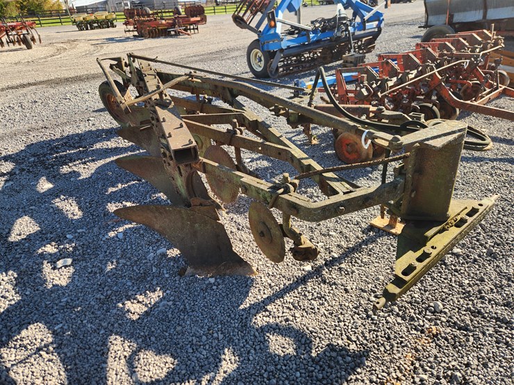 john-deere-mt-image-1