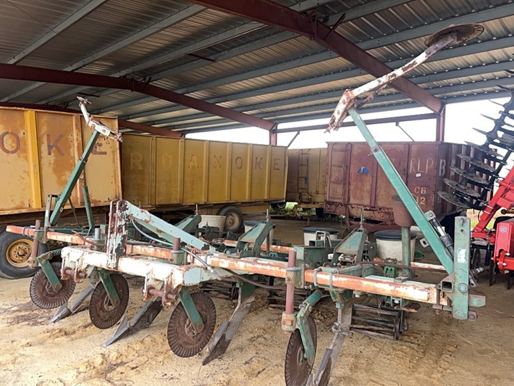 john-deere-71-image-1