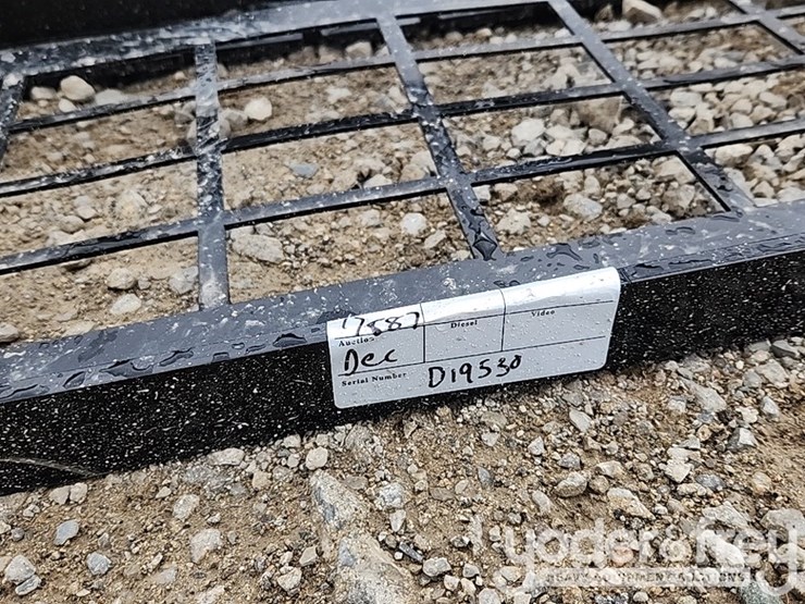 2025-36"-forks-to-suit-skidsteer-image-5