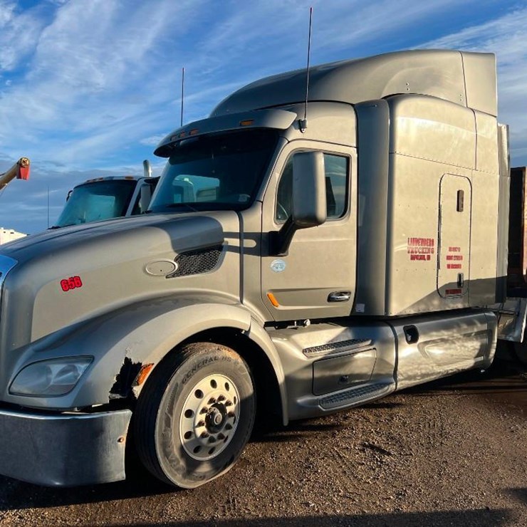2014 PETERBILT 579