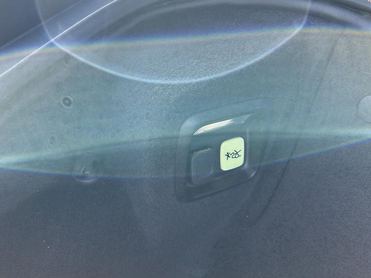 2021-chevrolet-corvette-image-33