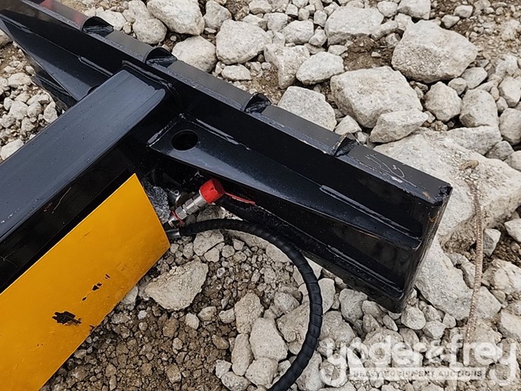 unused-2025-log-splitter-to-suit-mini-skidsteer-image-7