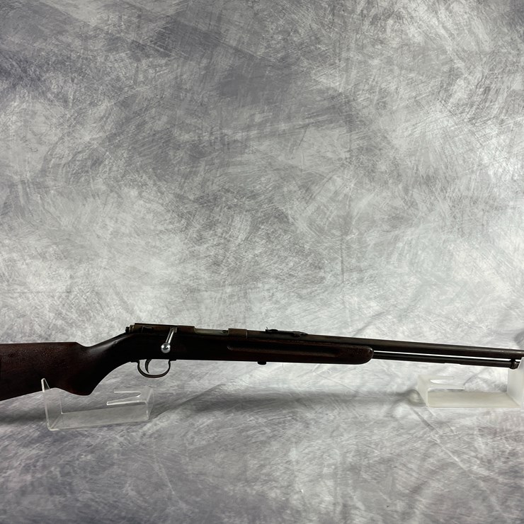 #2206 • Remington Model 34 .22 Bolt Action Rifle SN: 37984 (Downing, WI)