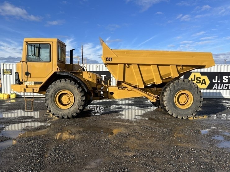 1990-caterpillar-d30d-image-7