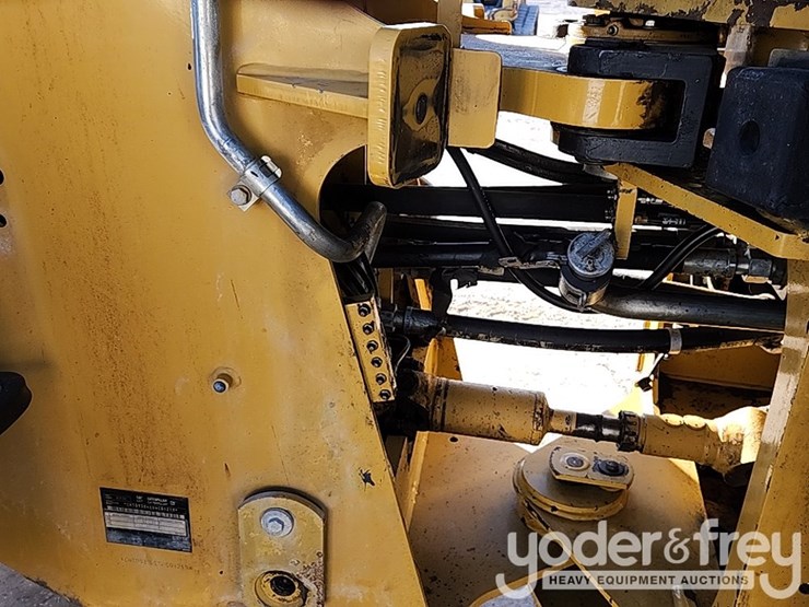 2009-caterpillar-930h-image-17