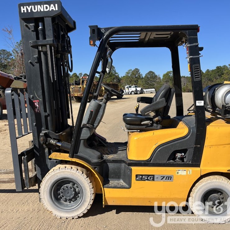 2018 HYUNDAI 25G-7M