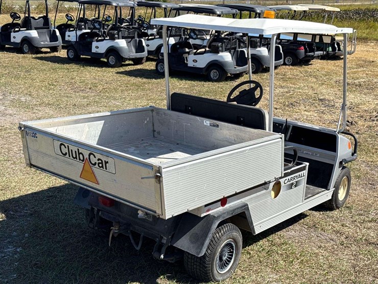 2008-club-car-carryall-2-gas-utility-cart-image-3