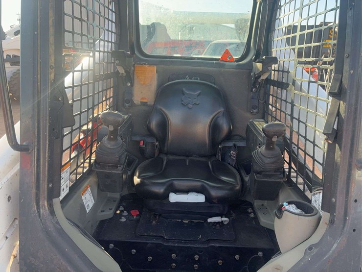 2019-bobcat-s570-image-11