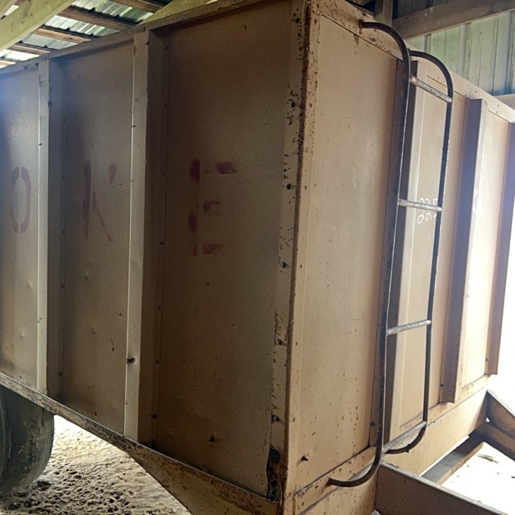 PEANUT TRAILER, SINGLE AXLE