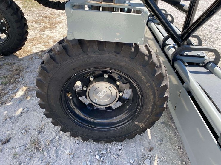 2025-ligchine-spiderscreed-concrete-screed-image-14