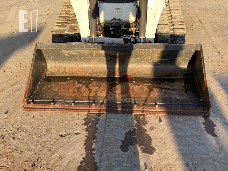 2020-bobcat-t870-image-9