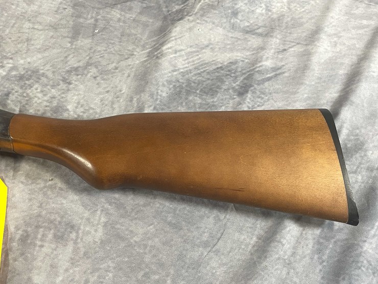 #7049-•-harrington-&-richardson,-12-ga.-single-shot-shotgun,-sn:-ba550832,-(neenah,-wi)-image-7