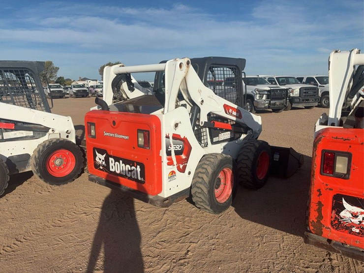 2021-bobcat-s590-image-3
