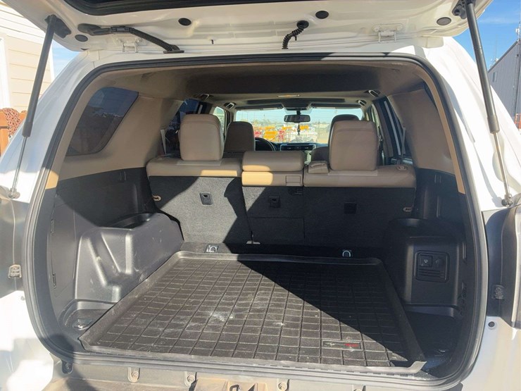 2016-toyota-4-runner-image-9