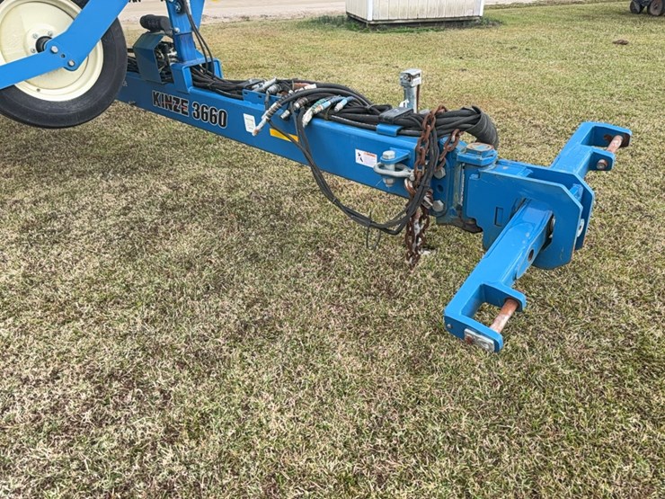 kinze-3660-image-9