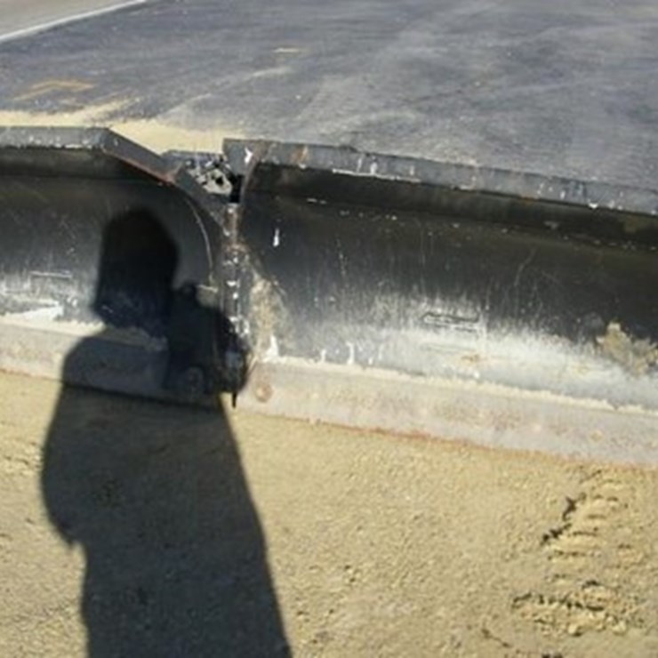 #84 • Bobcat V-BLADE 96 Snow Plow