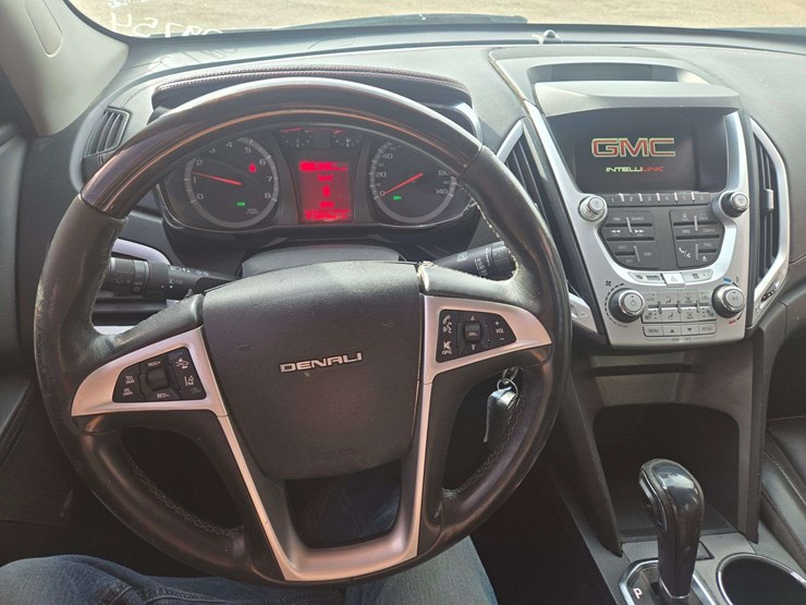 2013-gmc-terrain-denali-image-14