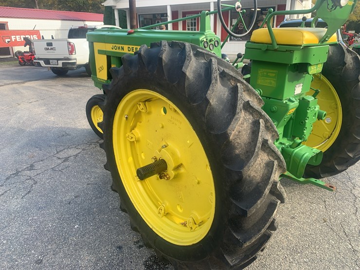 john-deere-520-image-4