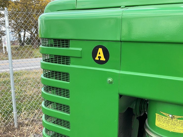 1940-john-deere-model-a-image-16