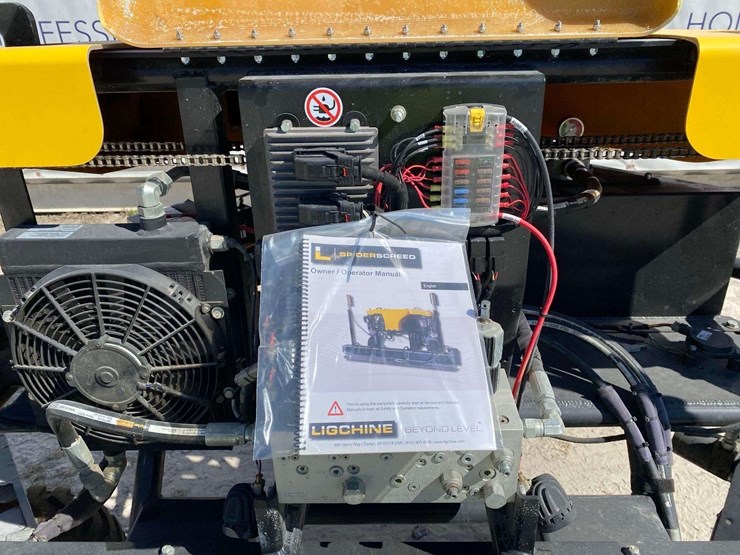 2019-ligchine-spiderscreed-concrete-screed-image-12